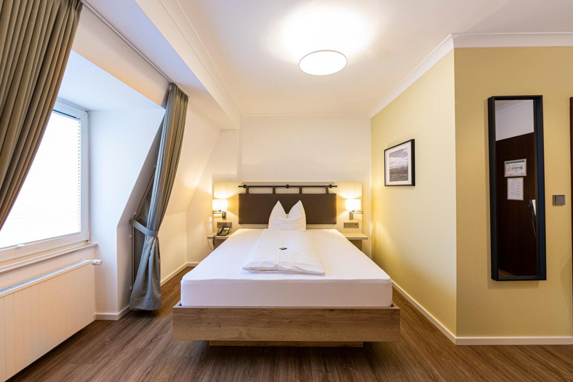 Koenigshof Bed And Breakfast Кёнигштайн  Экстерьер фото