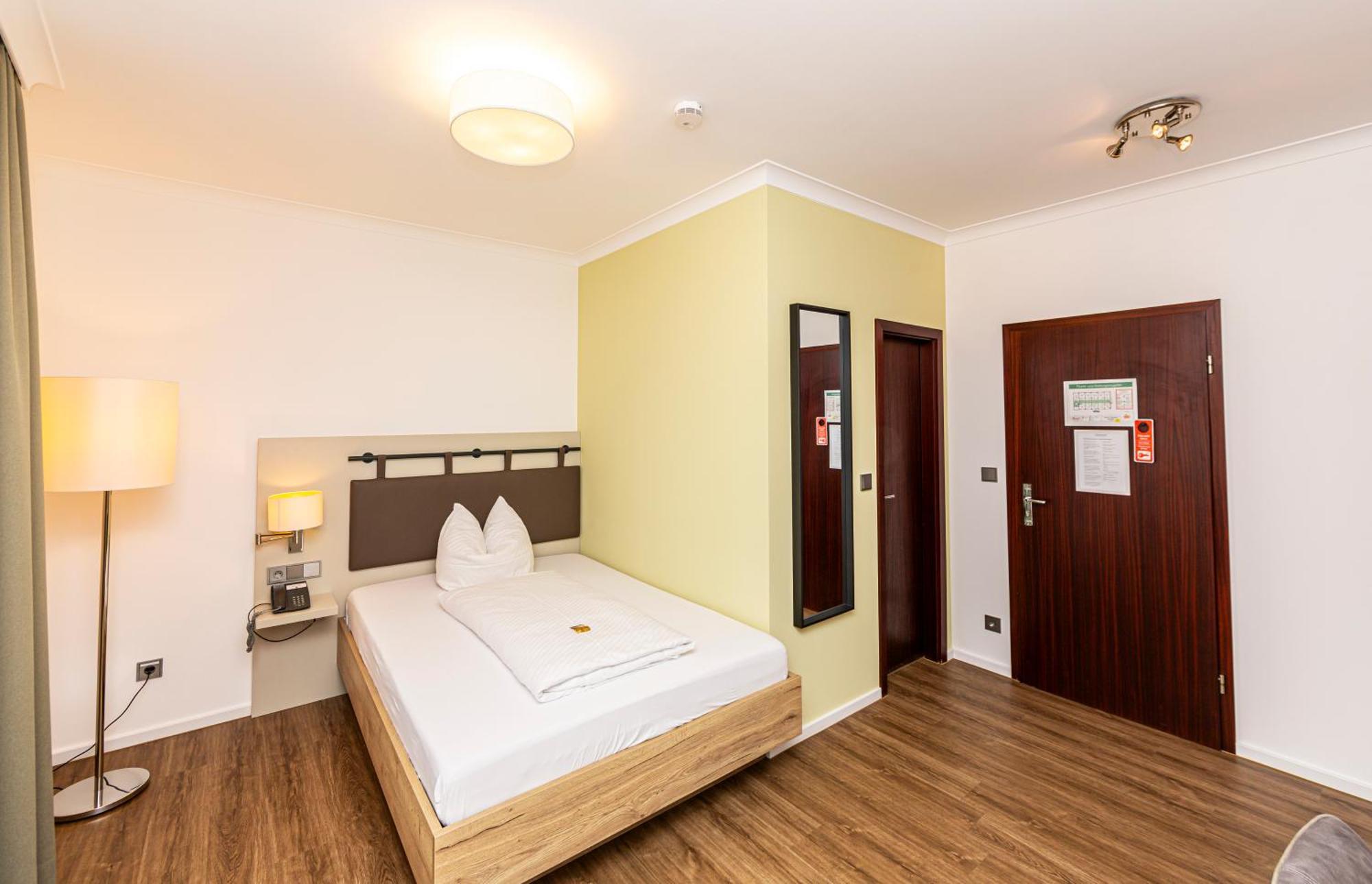 Koenigshof Bed And Breakfast Кёнигштайн  Экстерьер фото